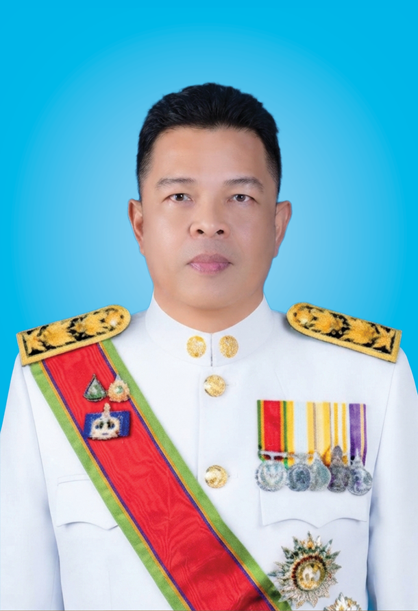 นายธนพล สงวนตระกูล